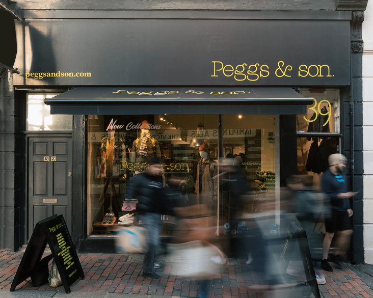 <a href=index-277.html target="_blank">Peggs & Son</a>, Brighton